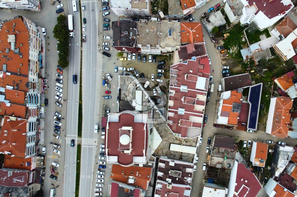 Çanakkale Lapseki Merkez'de Ticaret + Konut 5.5 Kat İmarlı Arsa