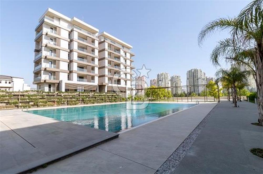 Mavişehir Livin Bahçe Teraslı Eşyalı Satılık 2+1 146 m² Daire