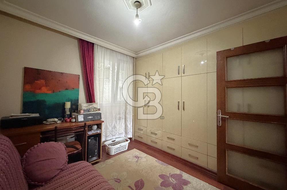 BORNOVA’NIN KALBİNDE HUZURLU BİR MUHİTTE SATILIK 3+1 DAİRE