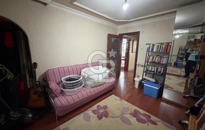 BORNOVA’NIN KALBİNDE HUZURLU BİR MUHİTTE SATILIK 3+1 DAİRE