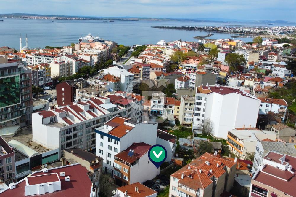 Çanakkale Lapseki Merkez'de Ticaret + Konut 5.5 Kat İmarlı Arsa