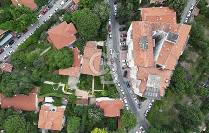 BORNOVA’NIN KALBİNDE HUZURLU BİR MUHİTTE SATILIK 3+1 DAİRE