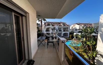 Urla Casablanca Sitesinde Havuz Cepheli 3+1