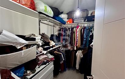 Urla Casablanca Sitesinde Havuz Cepheli 3+1