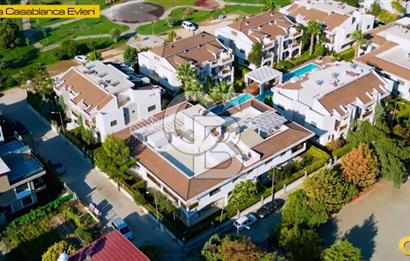 Urla Casablanca Sitesinde Havuz Cepheli 3+1