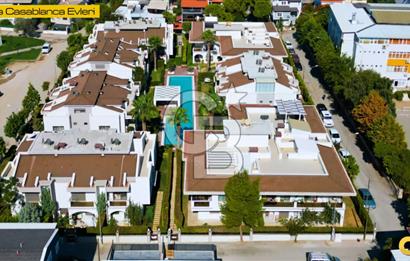 Urla Casablanca Sitesinde Havuz Cepheli 3+1