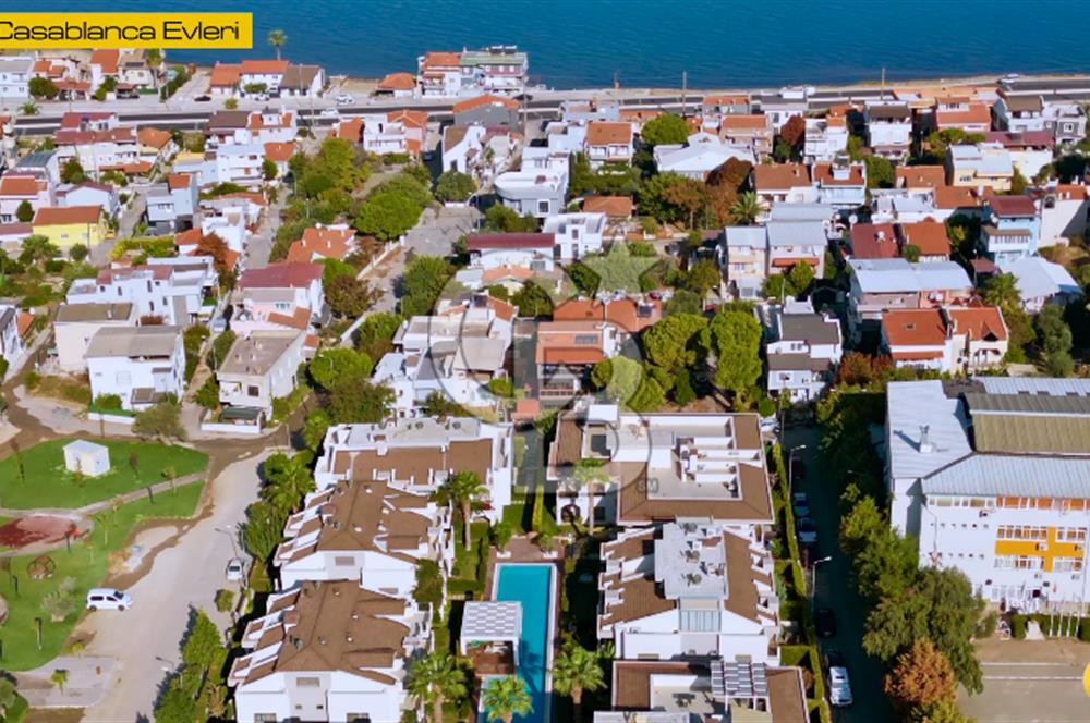Urla Casablanca Sitesinde Havuz Cepheli 3+1