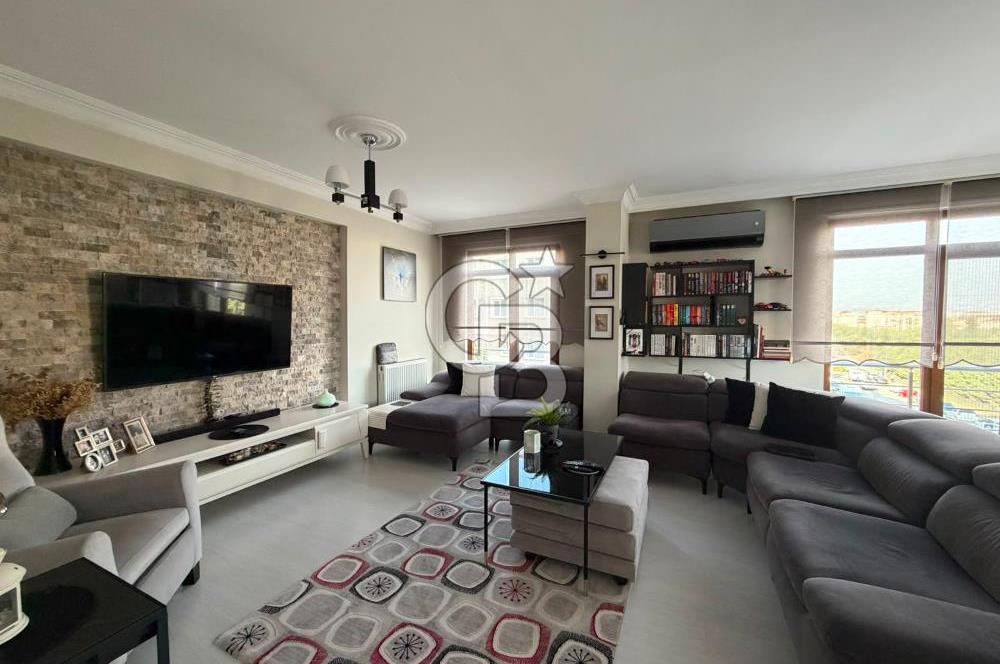 Merkezi Konumda, Site İçerisinde Bakımlı Ferah 3+1 Satılık Daire