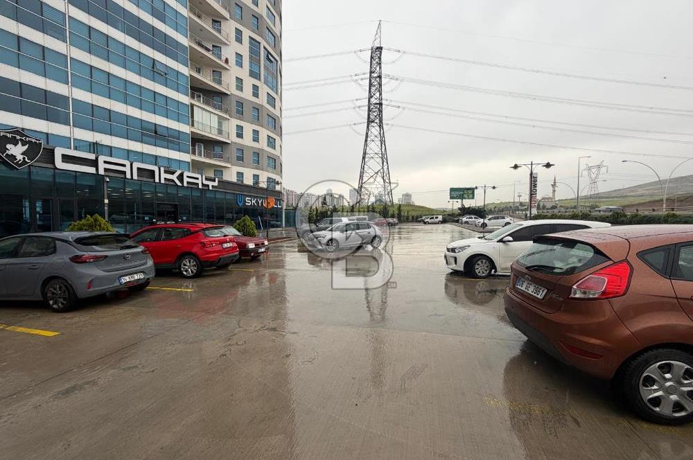 YAŞAMKENT SUIT TOWER SİTESİNDE SATILIK 1+1