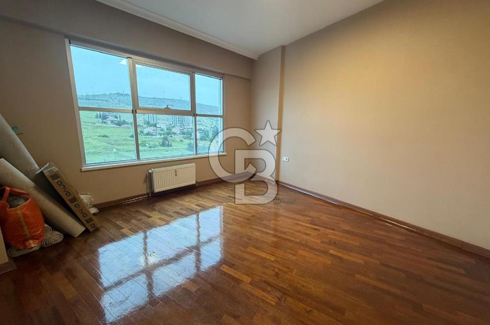 YAŞAMKENT SUIT TOWER SİTESİNDE SATILIK 1+1