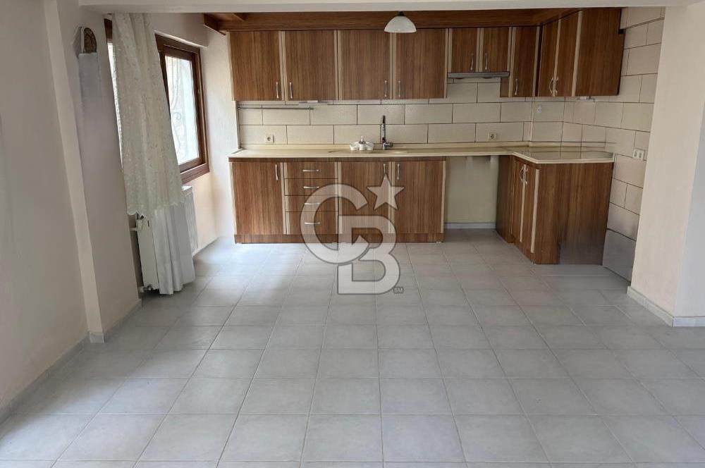 Denize ve TED Kolejine Yakın Kiralık Şömineli 240 m2 4+2 Villa