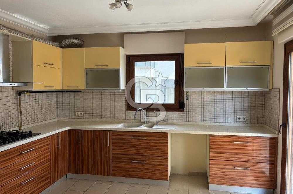 Denize ve TED Kolejine Yakın Kiralık Şömineli 240 m2 4+2 Villa
