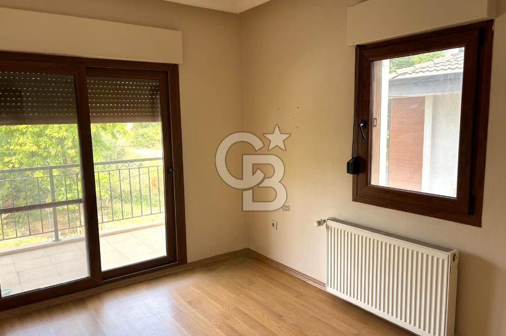 Denize ve TED Kolejine Yakın Kiralık Şömineli 240 m2 4+2 Villa