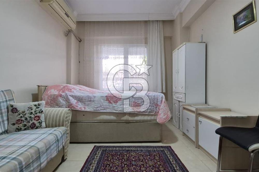 Altınkum Plajına 500 m Havuzlu Sitede 2+1 Satılık Daire