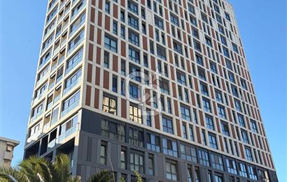 Suadiye'de deniz man. güvenlikli, havuzlu sitede ebeveynli 2+1