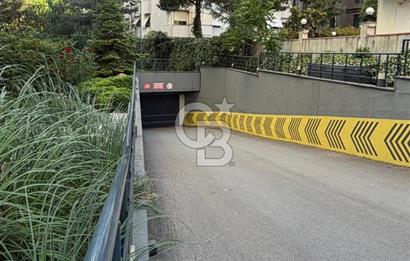 Suadiye'de deniz man. güvenlikli, havuzlu sitede ebeveynli 2+1