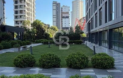 Suadiye'de deniz man. güvenlikli, havuzlu sitede ebeveynli 2+1