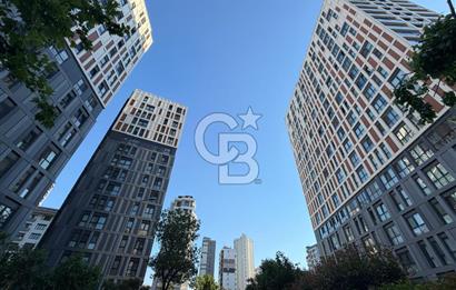 Suadiye'de deniz man. güvenlikli, havuzlu sitede ebeveynli 2+1
