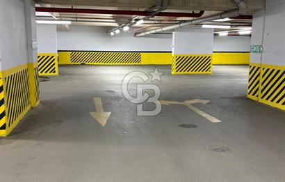 Suadiye'de deniz man. güvenlikli, havuzlu sitede ebeveynli 2+1