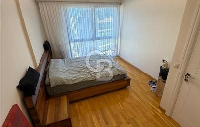 Suadiye'de deniz man. güvenlikli, havuzlu sitede ebeveynli 2+1