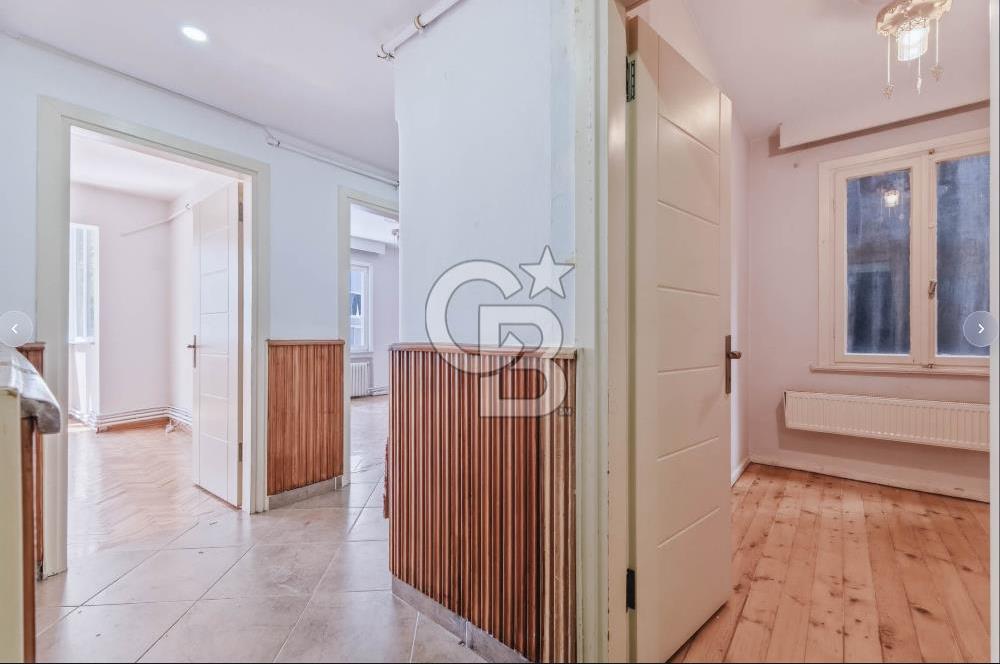 ŞİŞLİ MERKEZDE BATI CEPHELİ BALKONLU KİRALIK  DAİRE 