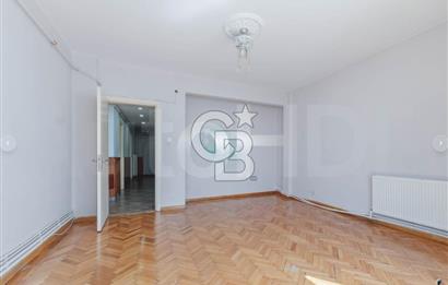 ŞİŞLİ MERKEZDE BATI CEPHELİ BALKONLU KİRALIK  DAİRE 