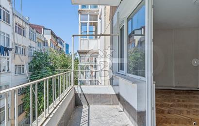ŞİŞLİ MERKEZDE BATI CEPHELİ BALKONLU KİRALIK  DAİRE 