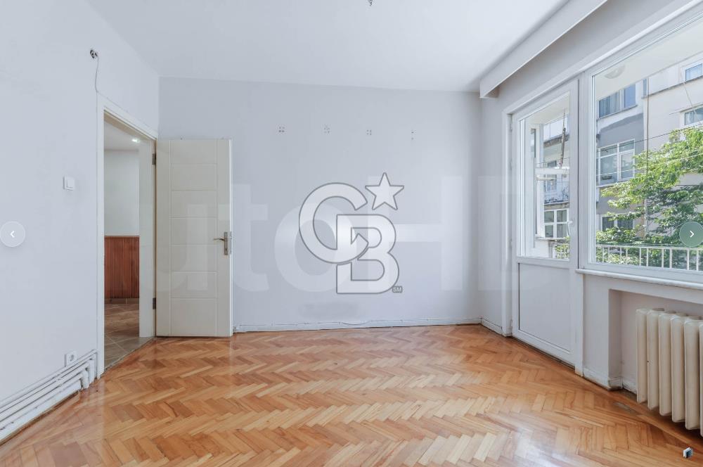 ŞİŞLİ MERKEZDE BATI CEPHELİ BALKONLU KİRALIK  DAİRE 