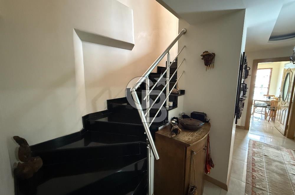 Yalı Mahallesi Satılık 4+1 Teraslı Dubleks Daire