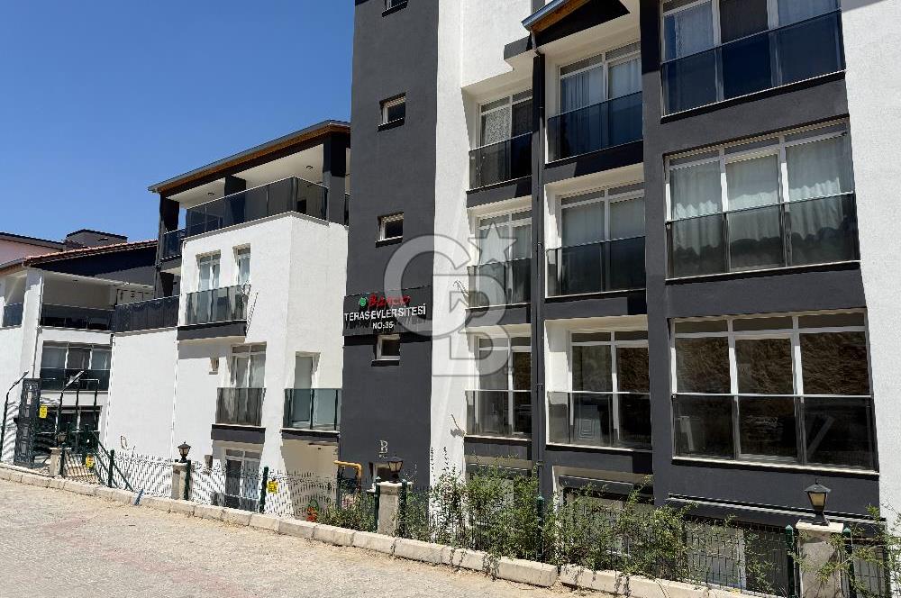 Banco Teras Evleri Satılık 3+1 Daire Havuzlu Site