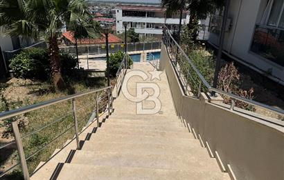 Banco Teras Evleri Satılık 3+1 Daire Havuzlu Site