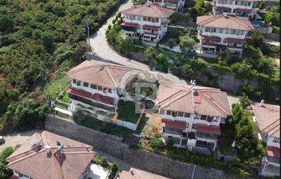 DENİZ MANZARALI 5+2 VİLLA