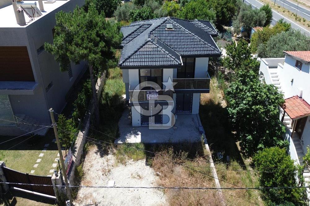 Karaburun Mordoğan'da 3+1 Satılık Müstakil Villa