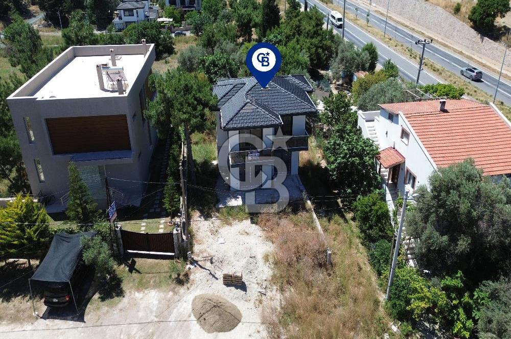 Karaburun Mordoğan'da 3+1 Satılık Müstakil Villa
