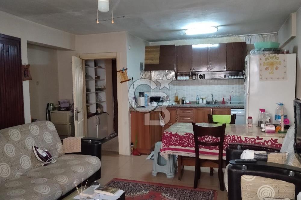 Burhaniye Kocacami Mahallesinde Satılık 3+1 Daire
