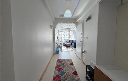 Buca DEÜ Yakını Cadde Üzeri Eşyalı Balkonlu 1+1 Daire