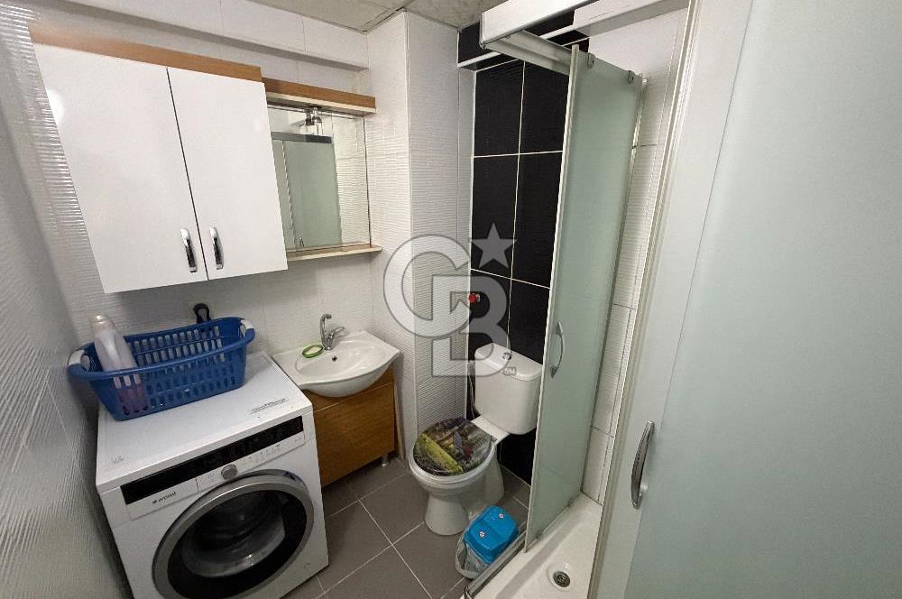 Buca DEÜ Yakını Cadde Üzeri Eşyalı Balkonlu 1+1 Daire