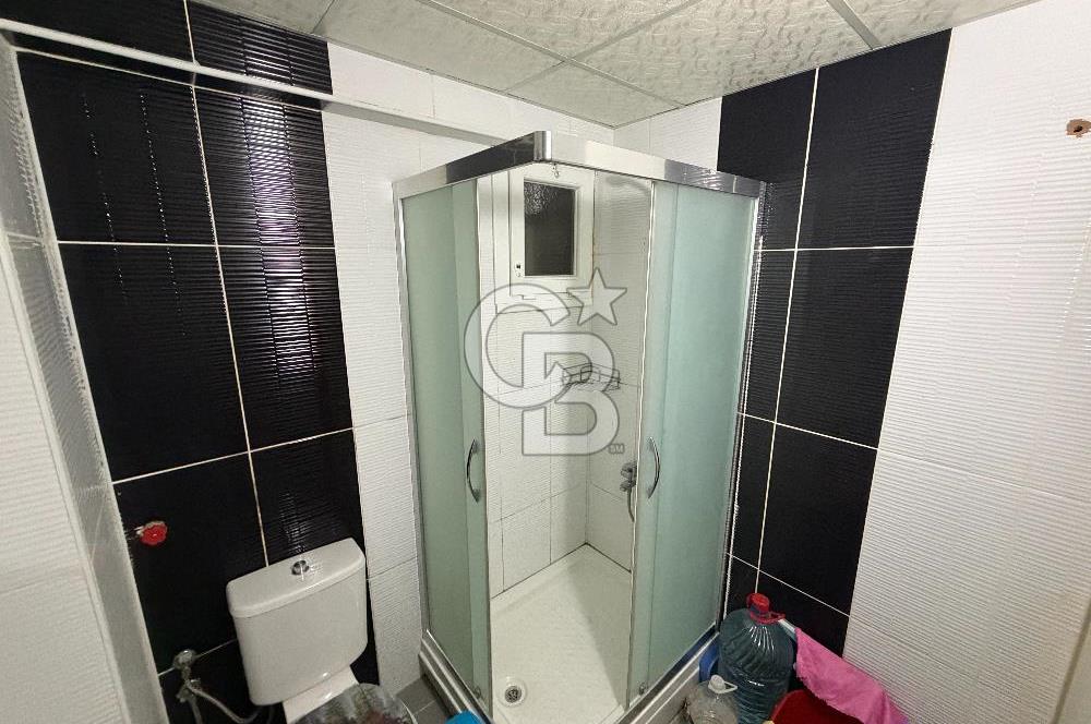 Buca DEÜ Yakını Cadde Üzeri Eşyalı Balkonlu 1+1 Daire