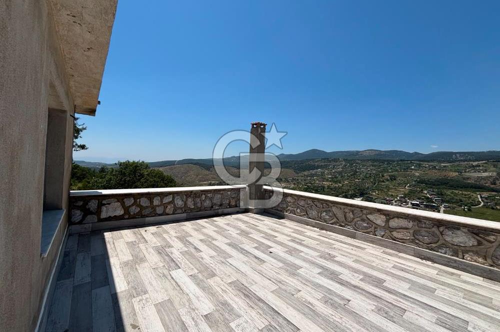 BORNOVA BEŞYOL DA 8440 M2 TARLA İÇERİSİNDE ASFALT YOLA CEPHELİ SATILIK MÜSTAKİL EV VE ARSASI