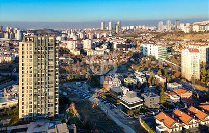 PARK CADDESİ'NDE ÖZEL MİMARİYE SAHİP PRESTİJLİ KURUMSAL BİNA