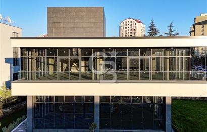 PARK CADDESİ'NDE ÖZEL MİMARİYE SAHİP PRESTİJLİ KURUMSAL BİNA
