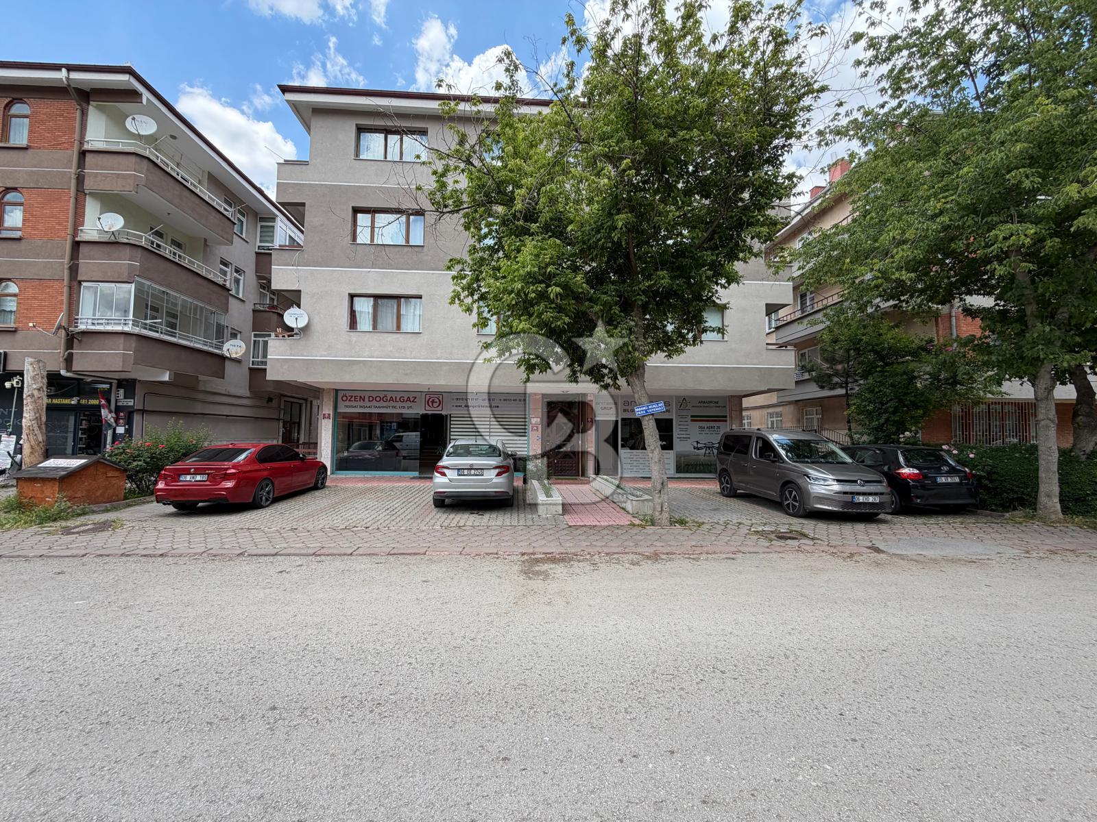 ÇANKAYA HARBİYE MH. ÇETİN EMEÇ PARALELİ 3+1 KİRALIK DAİRE