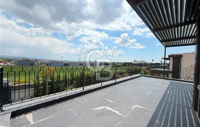 Gölbaşı Karşıyaka'da Yerden Isıtmalı Satılık Lüks Villa