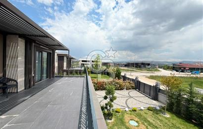 Gölbaşı Karşıyaka'da Yerden Isıtmalı Satılık Lüks Villa
