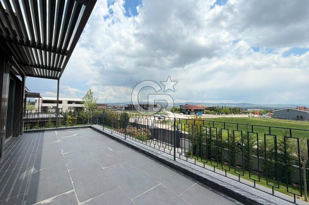Gölbaşı Karşıyaka'da Yerden Isıtmalı Satılık Lüks Villa