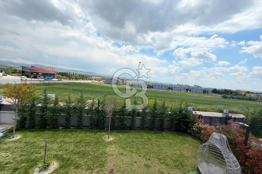 Gölbaşı Karşıyaka'da Yerden Isıtmalı Satılık Lüks Villa
