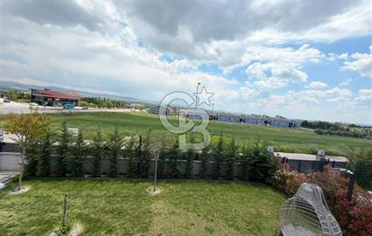 Gölbaşı Karşıyaka'da Yerden Isıtmalı Satılık Lüks Villa