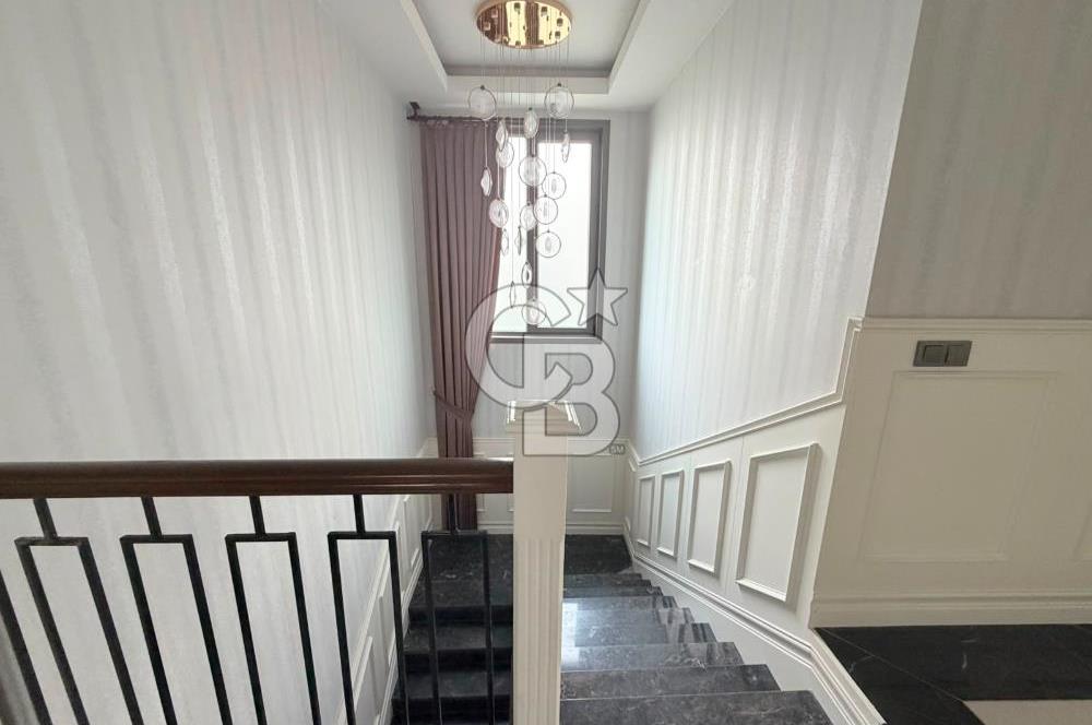 Gölbaşı Karşıyaka'da Yerden Isıtmalı Satılık Lüks Villa