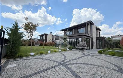 Gölbaşı Karşıyaka'da Yerden Isıtmalı Satılık Lüks Villa