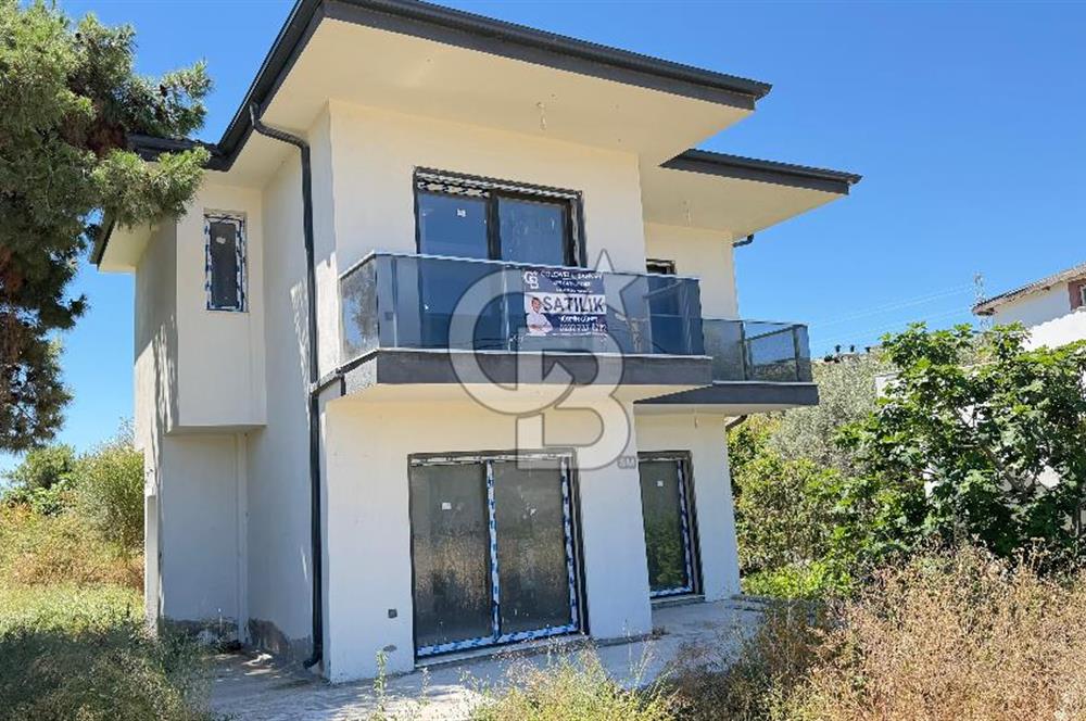 Karaburun Mordoğan'da 3+1 Satılık Müstakil Villa